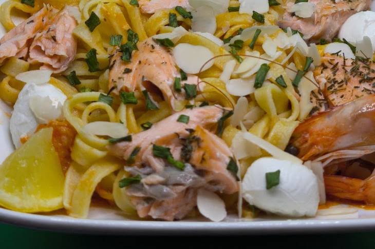 Tagliatelles mozzarela...