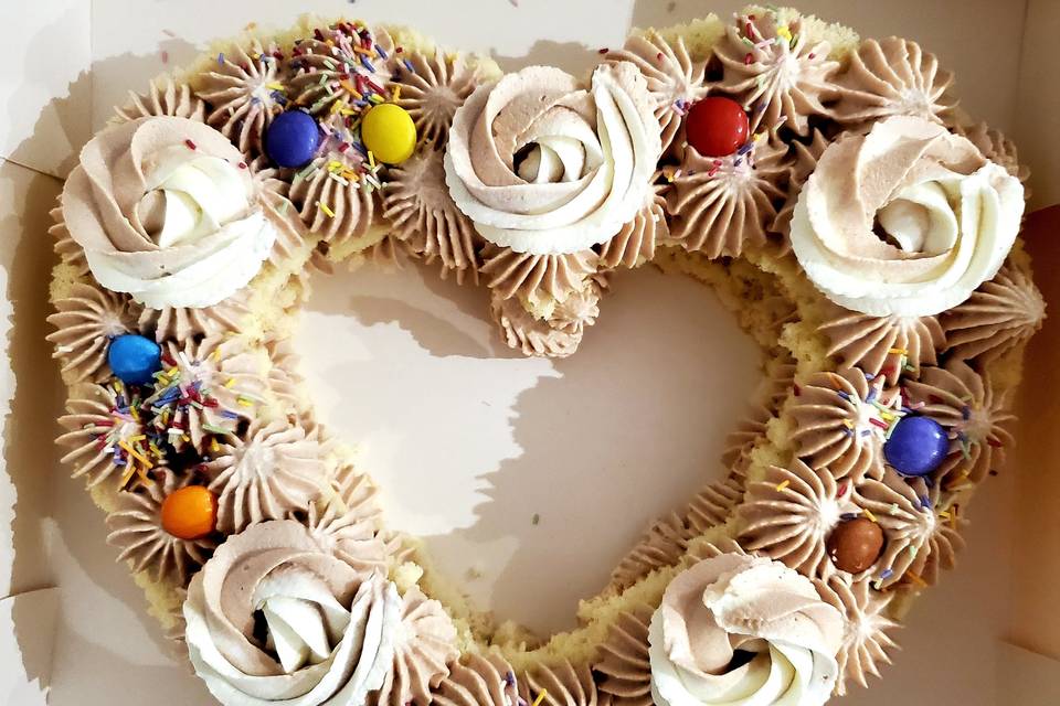 Heart cake