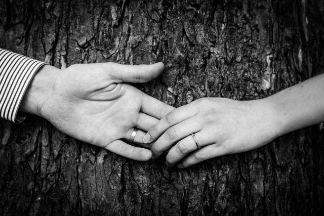 Shooting couple