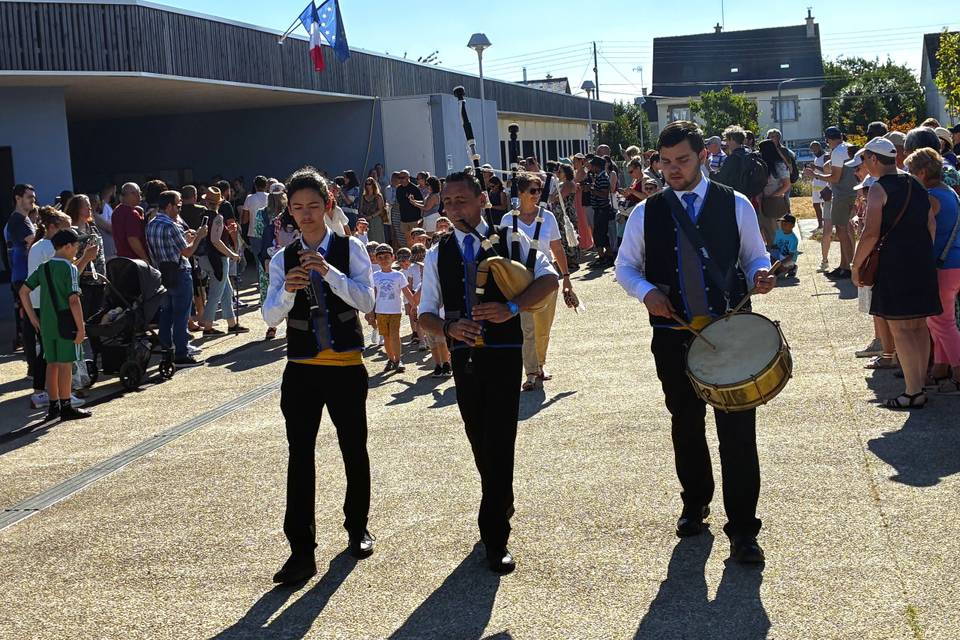 Trio En Rad