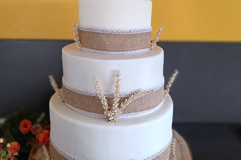 Weeding cake champêtre