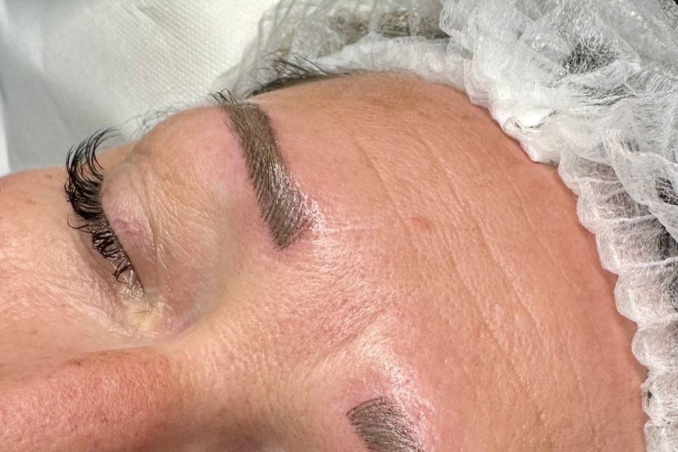 Du maquillage permanent