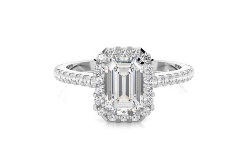 Solitaire halo taille emeraude