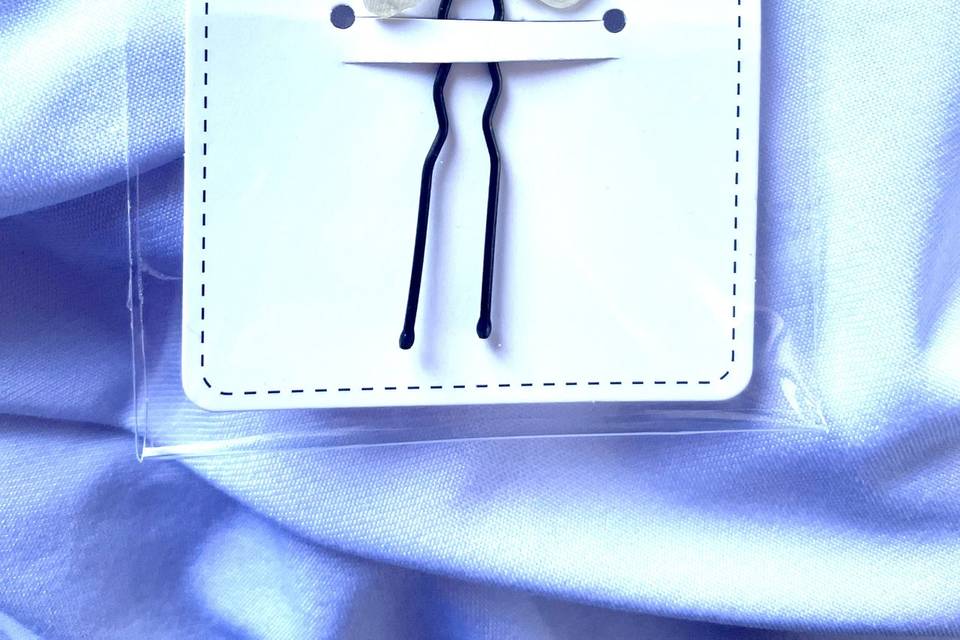 Mini épingle Anémone bois