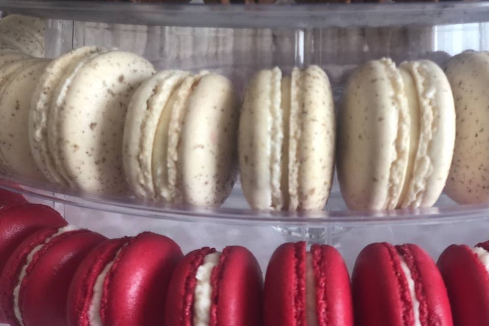 Macarons fraise coco