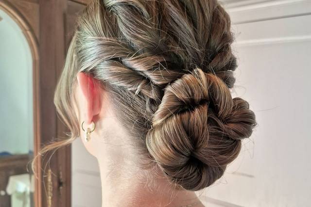 Essai chignon mariée