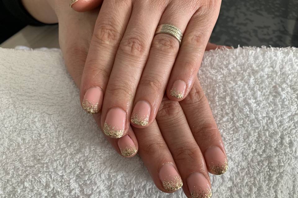 Les ongles de Marie