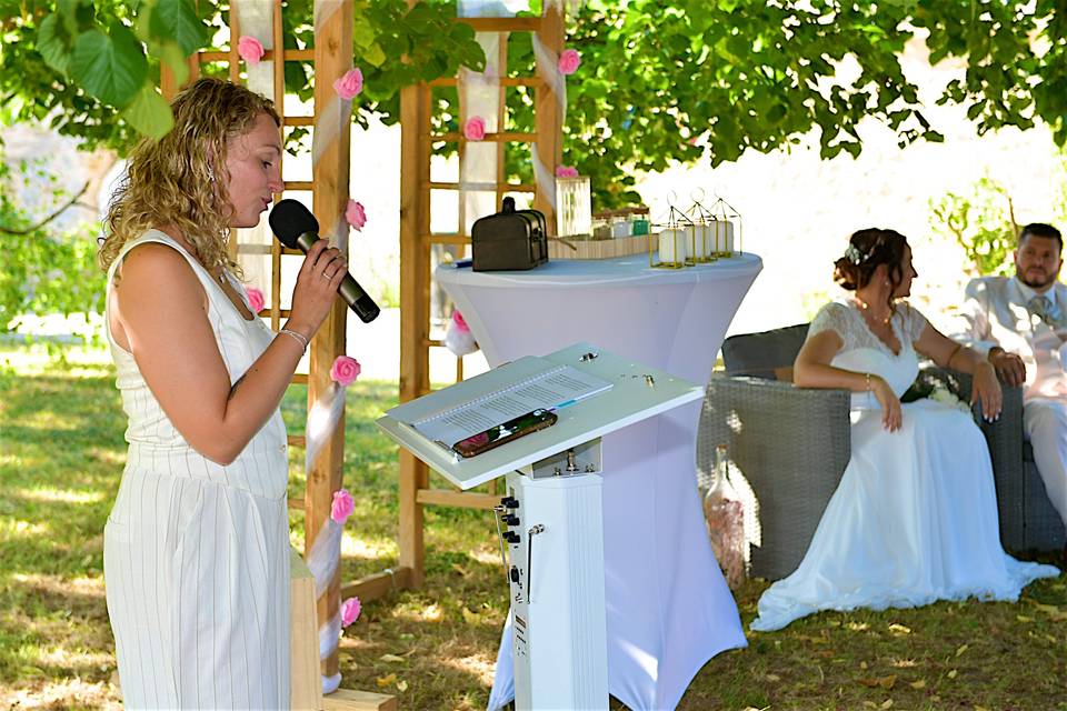 Officier la cérémonie