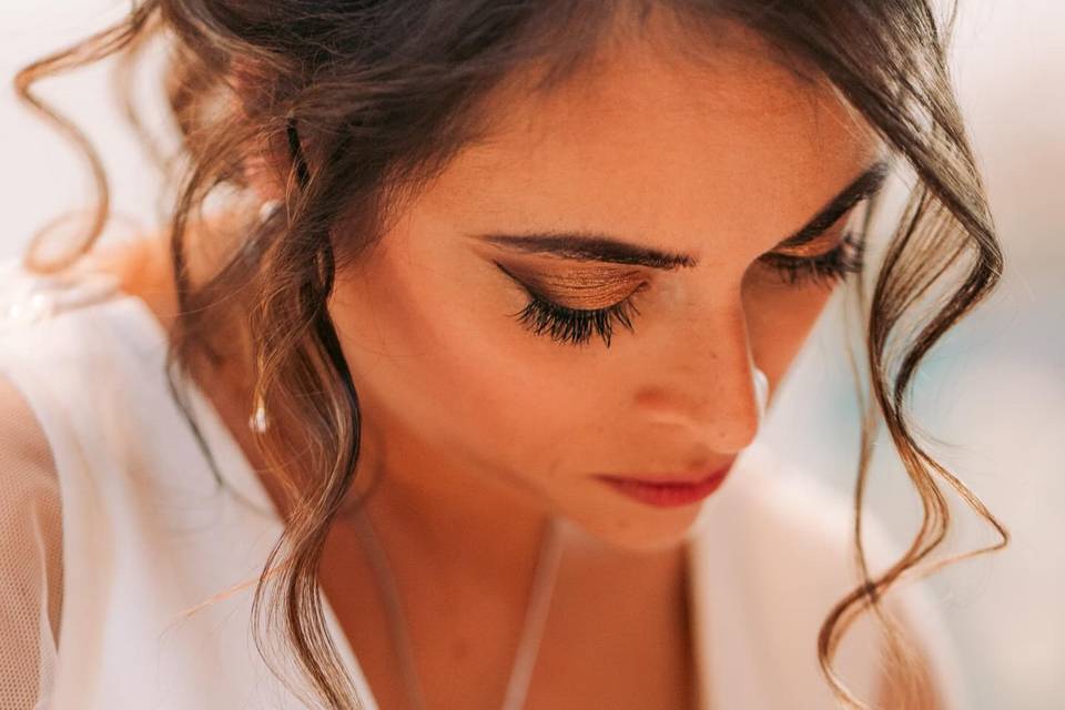 MAQUILLAGE ET COIFFURE