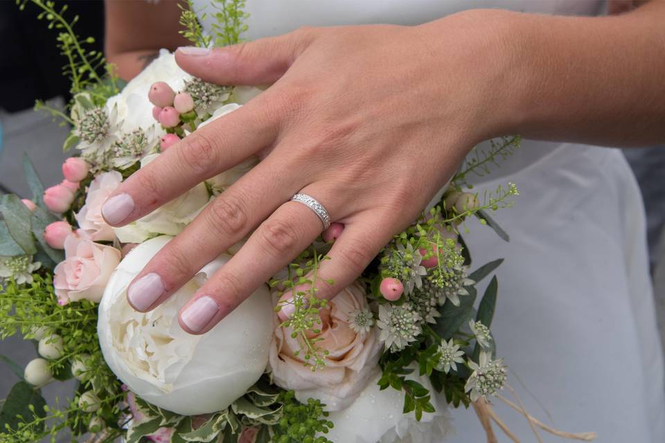 Détail bague mariée
