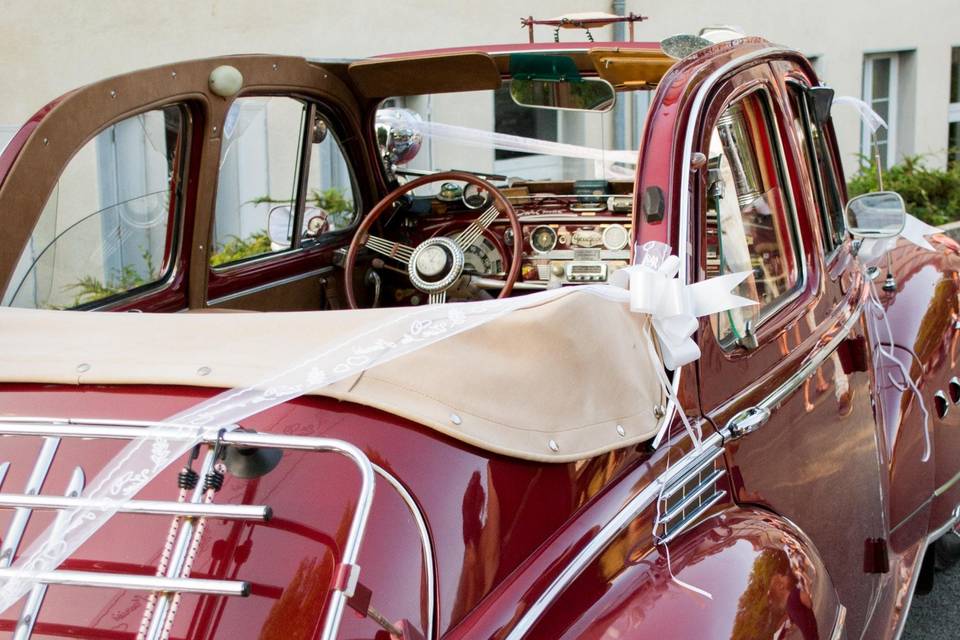 Voiture des mariés