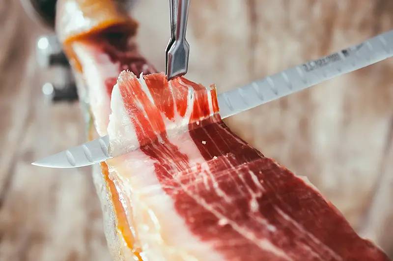 Découpe jambon espagnol