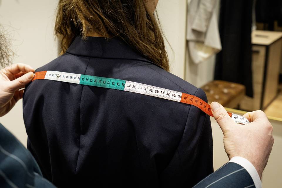 Veste_marin_soie_surpique_coupe