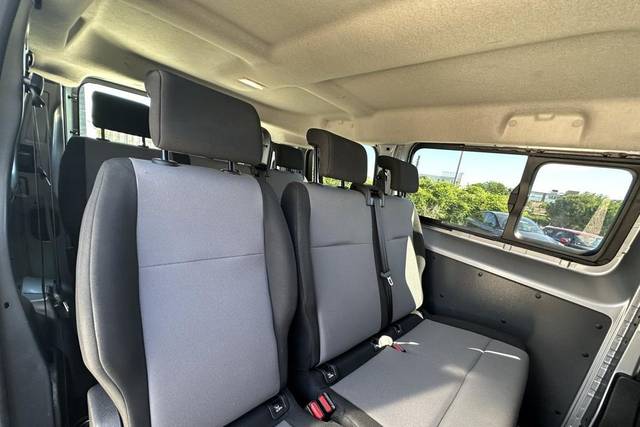 Intérieur minibus  Gers