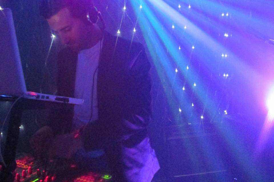 DJ Jers aux platines