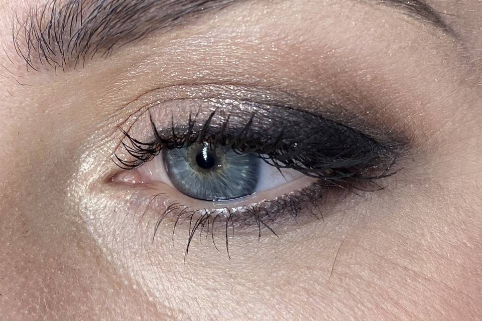 Grey Eyes