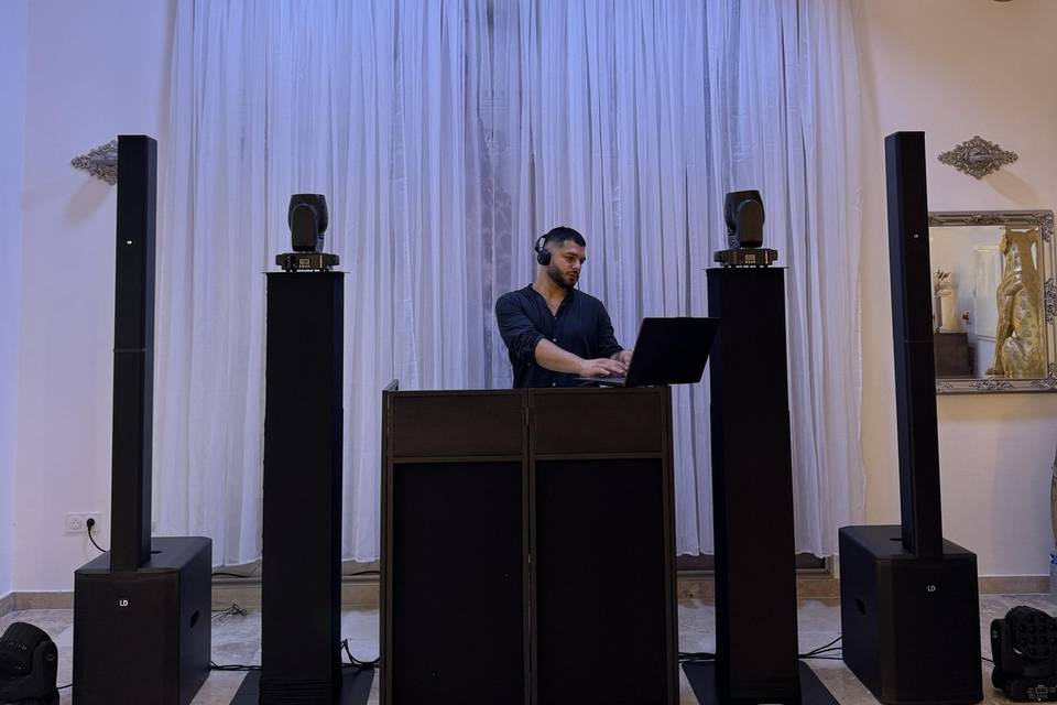 DJ Vinali Set up
