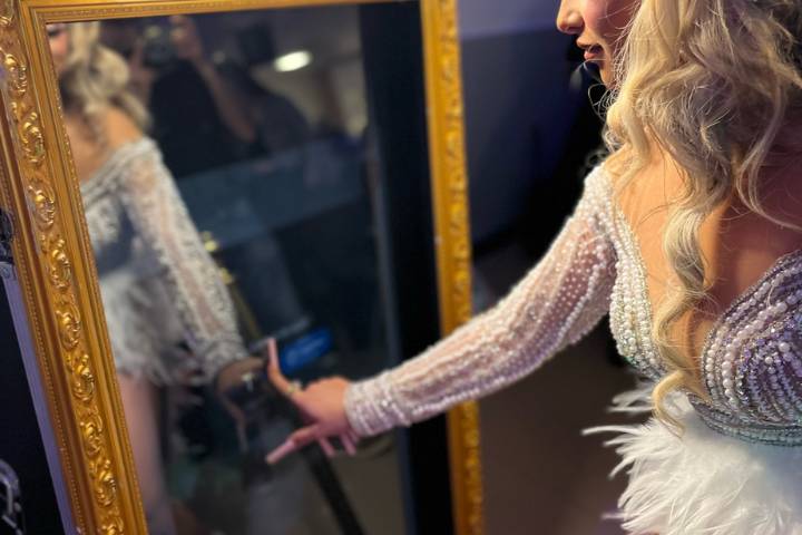 Le Miroir Photobooth IEvents