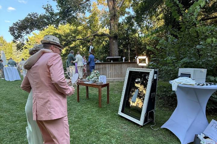 Le Miroir Photobooth IEvents