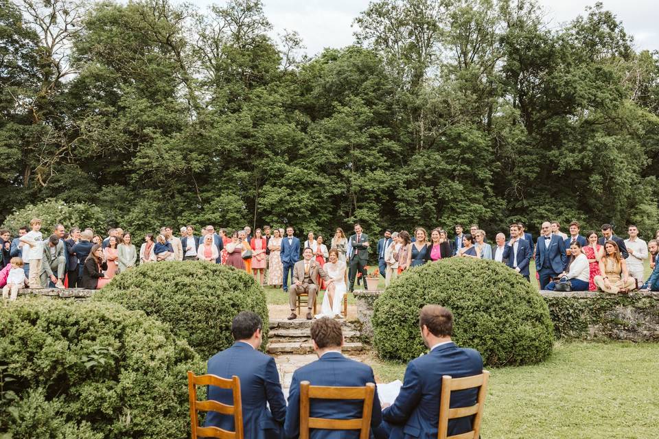 Discours dans le jardin