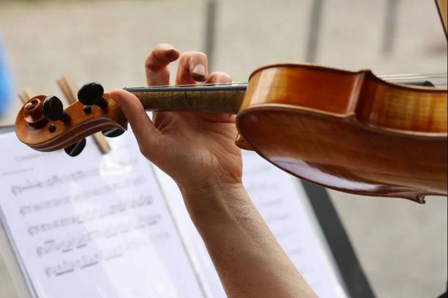 Anouck au violon