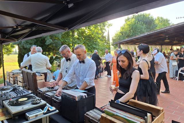 Essential Events - Bar à Vinyles
