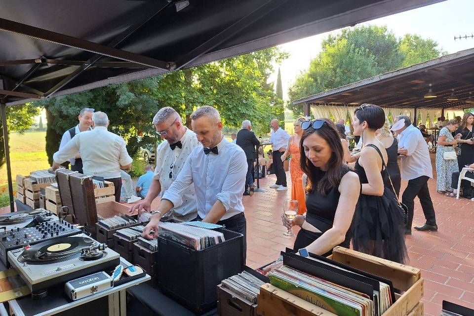 Essential Events - Bar à Vinyles