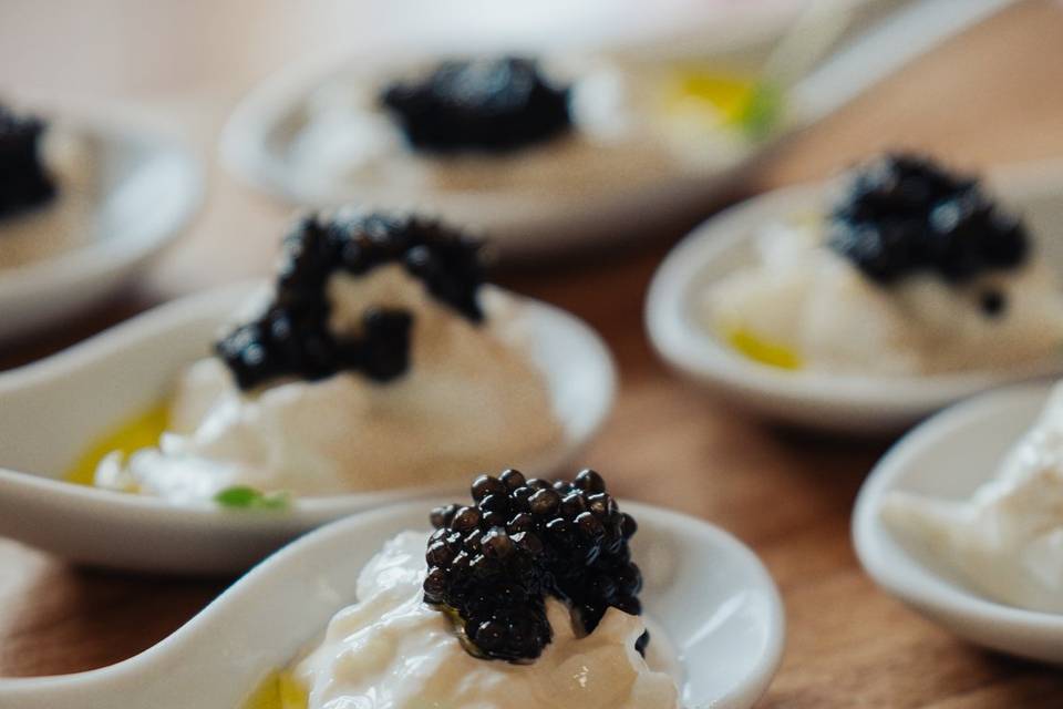 Caviar d'aquitaine et burrata