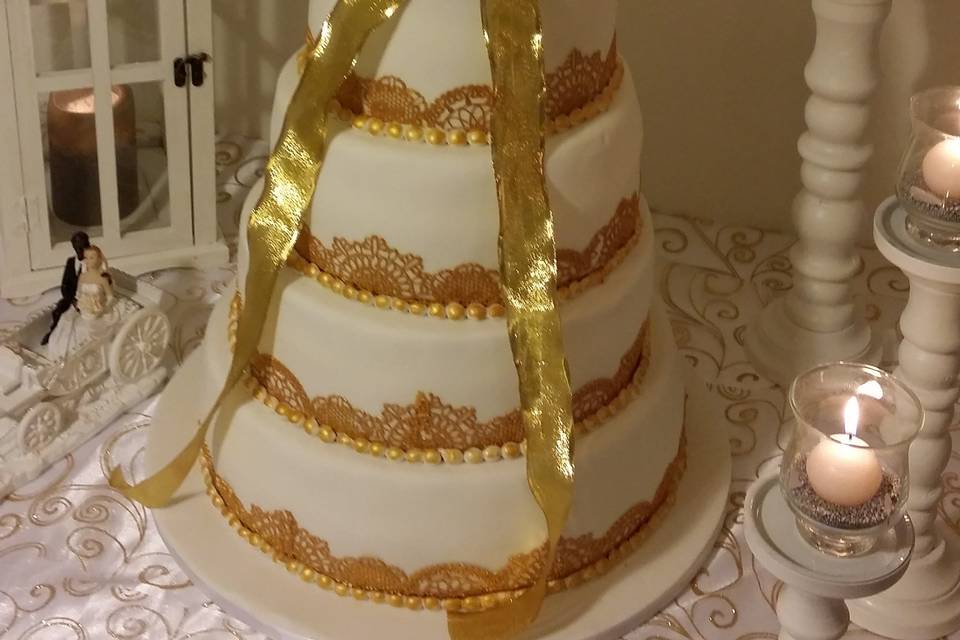 Wedding cake dentelle