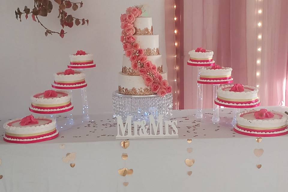 Wedding cake et  2 cascades