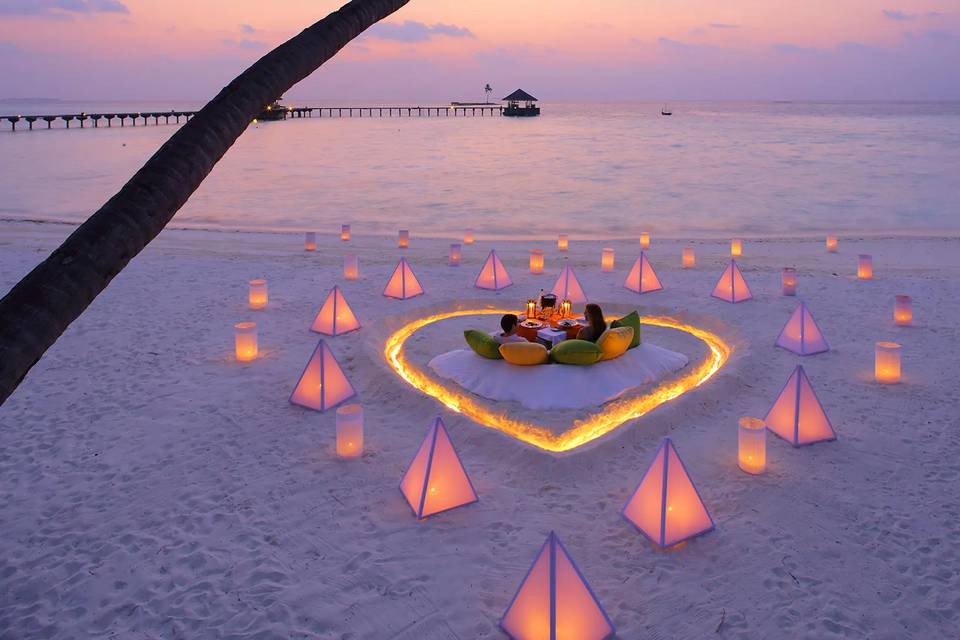 Private Travel by Rachida