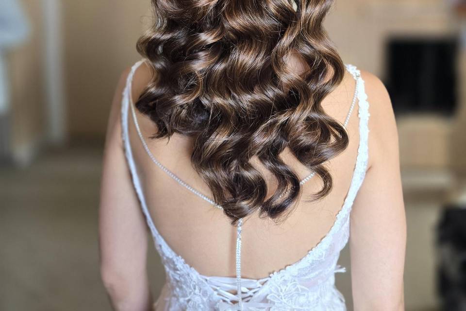 Wavy tresse