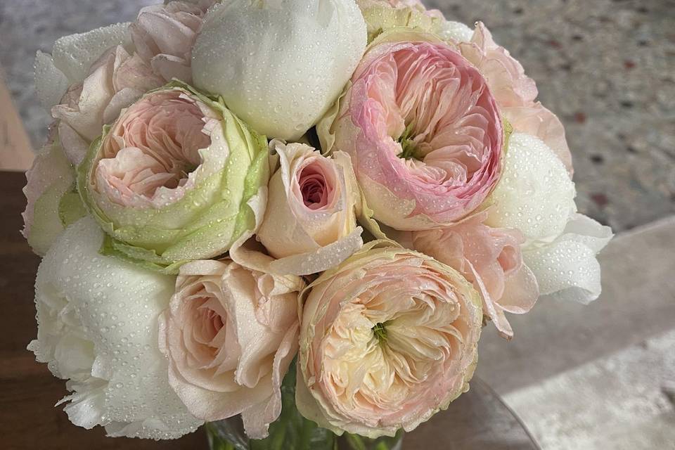 Bouquet de mariée chic pivoine