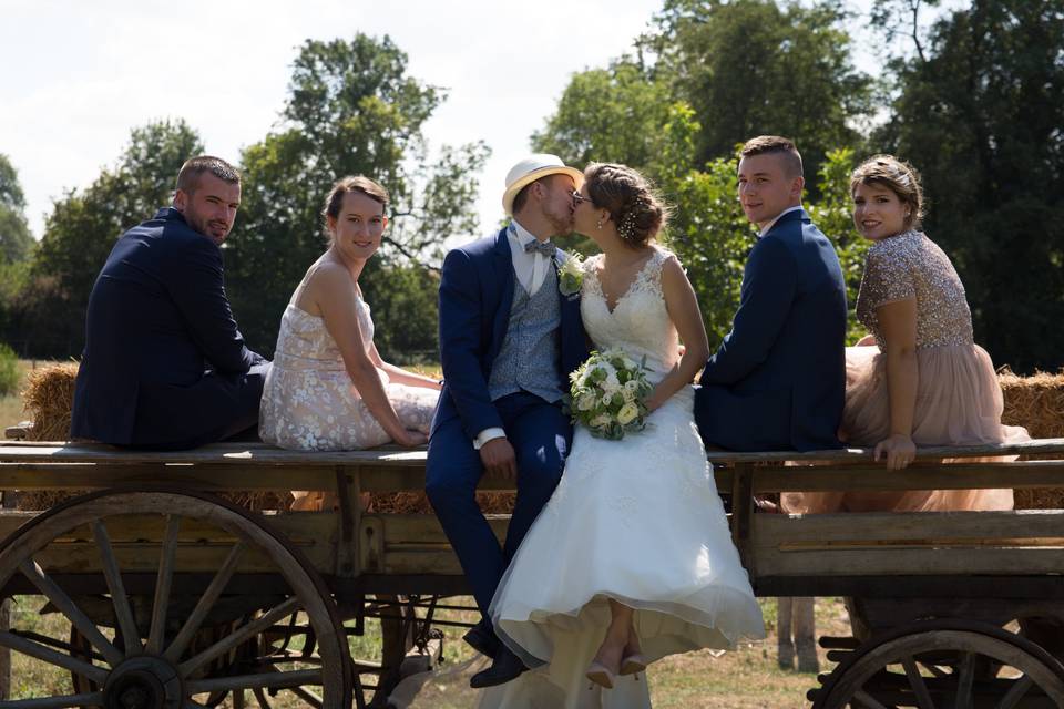 Le couple avec ses témoins