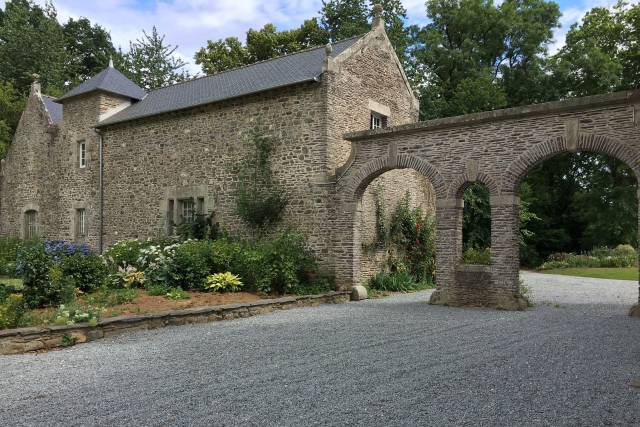 écurie attachées au château