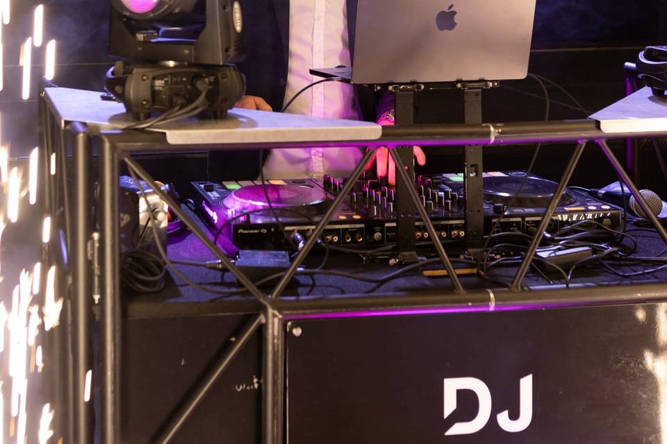 Dj Boris
