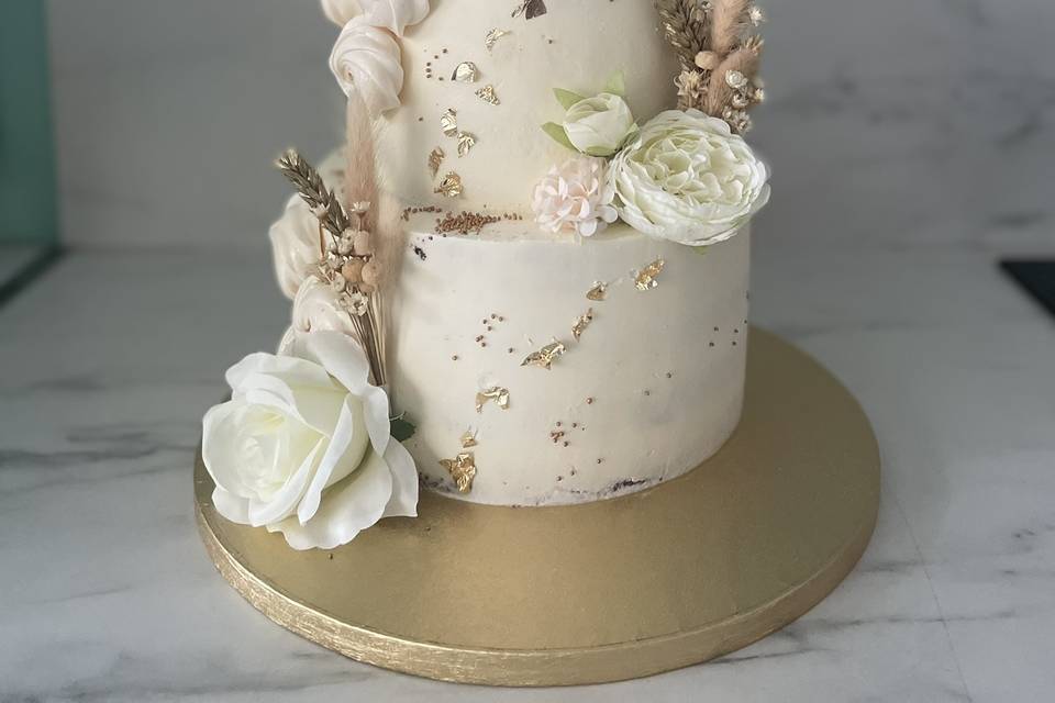Wedding cake blanc et or