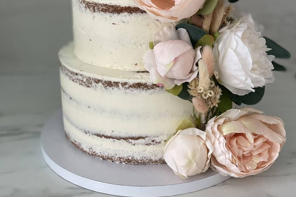 Naked cake