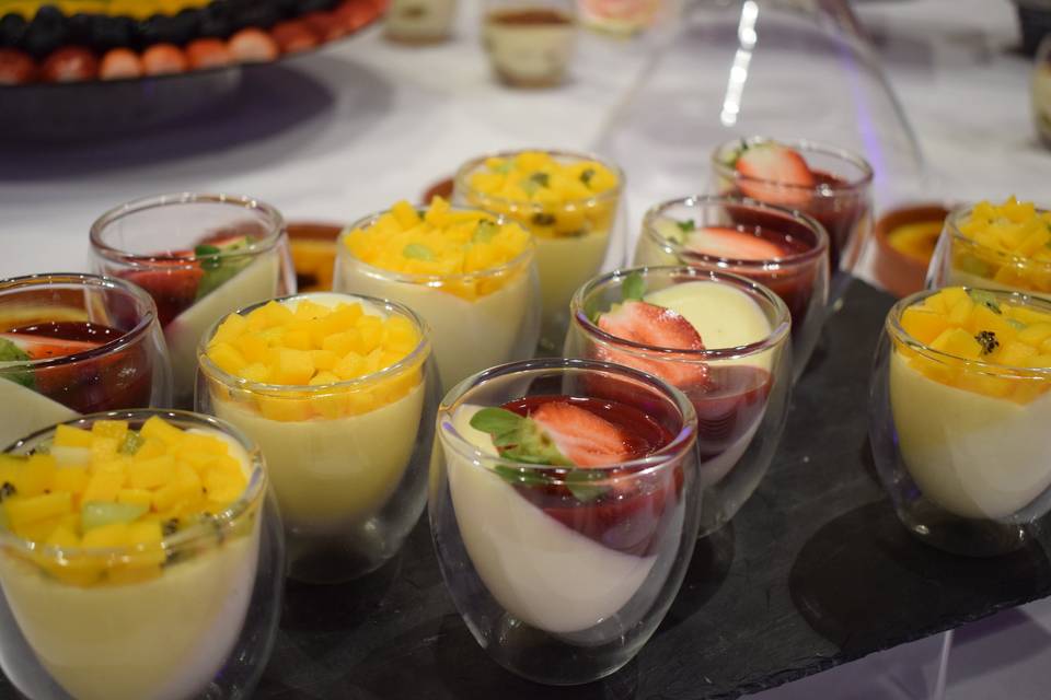 Buffet desserts