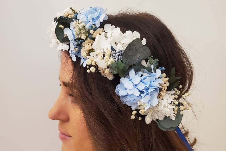 Couronne en fleurs stabilisées