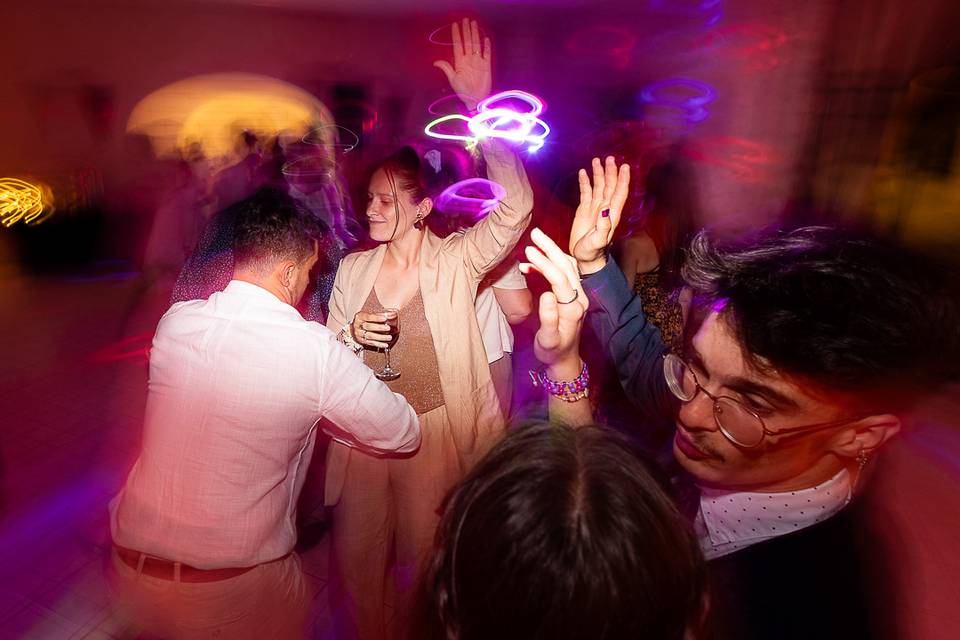 Dance 2