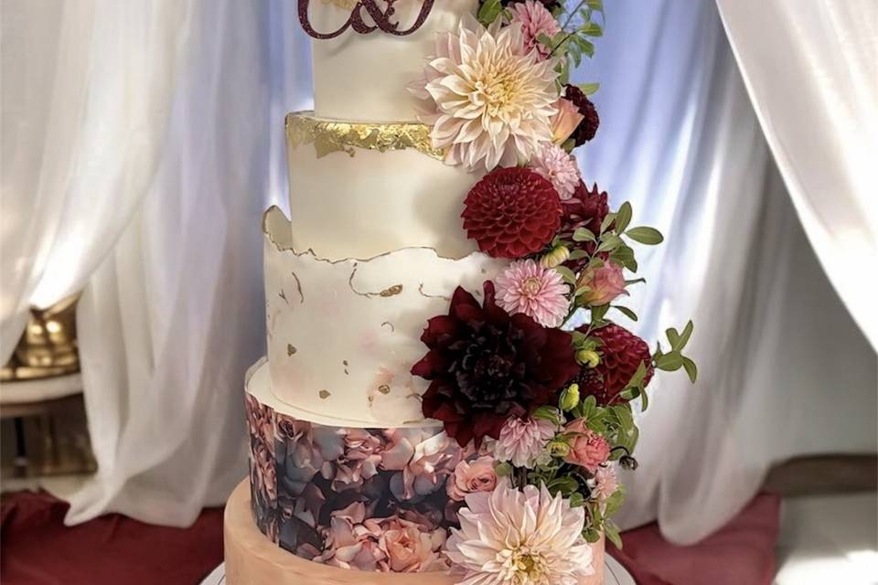 Anglais Chic Wedding Cake