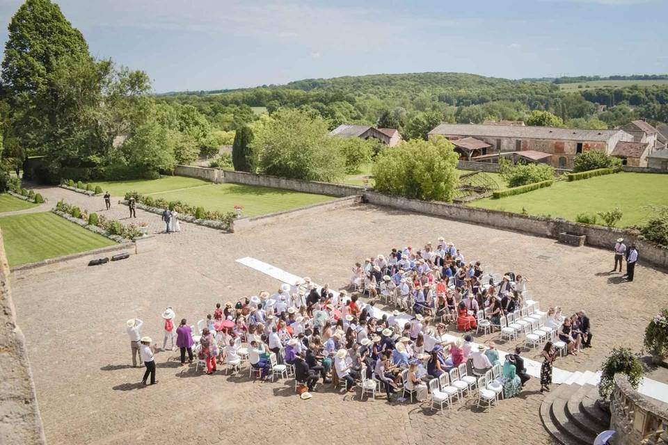 Les peintres  aux  château