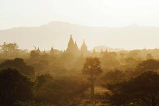Play The World Travel Planner