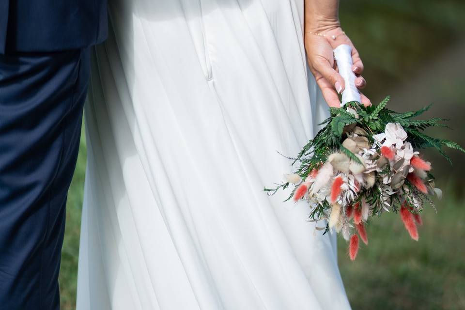 Le robe et le bouquet