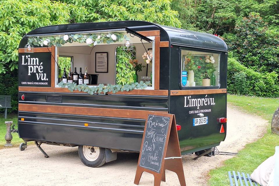 Wine truck L'Imprévu