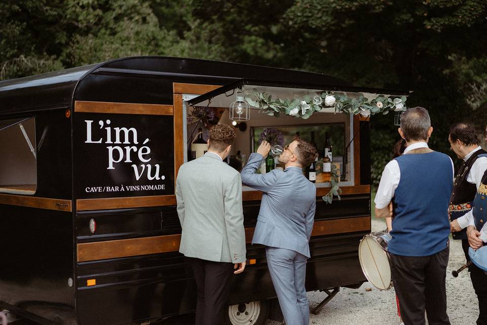 Wine truck L'Imprévu