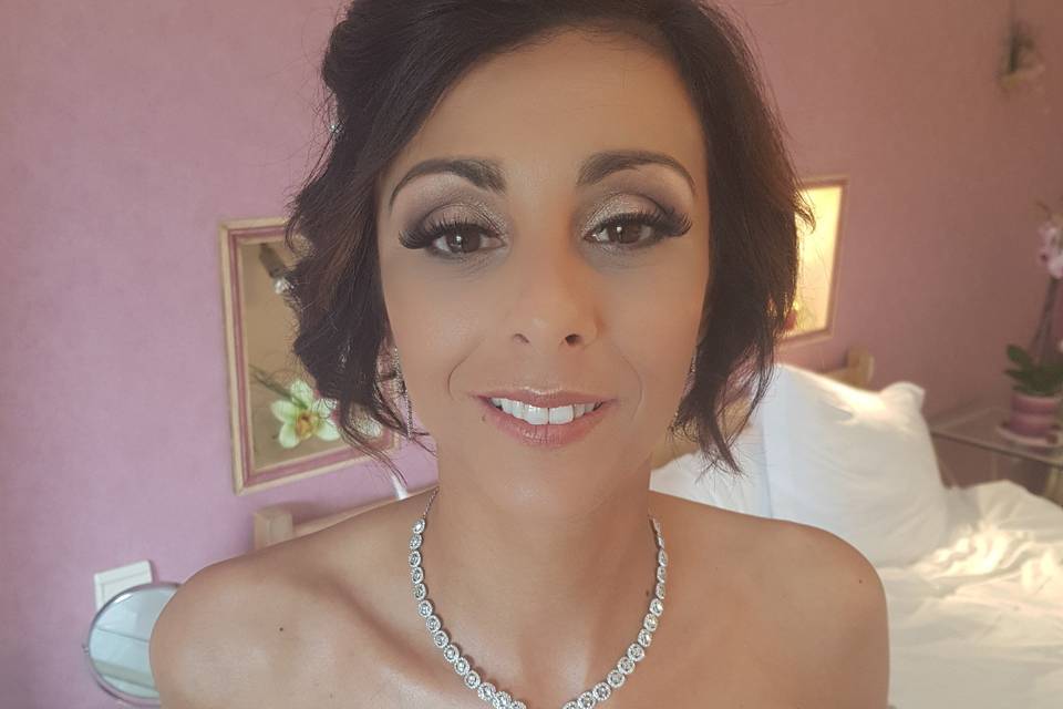 Maquillage mariée et coiffure