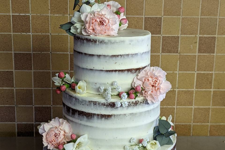 Naked cake rose et blanc
