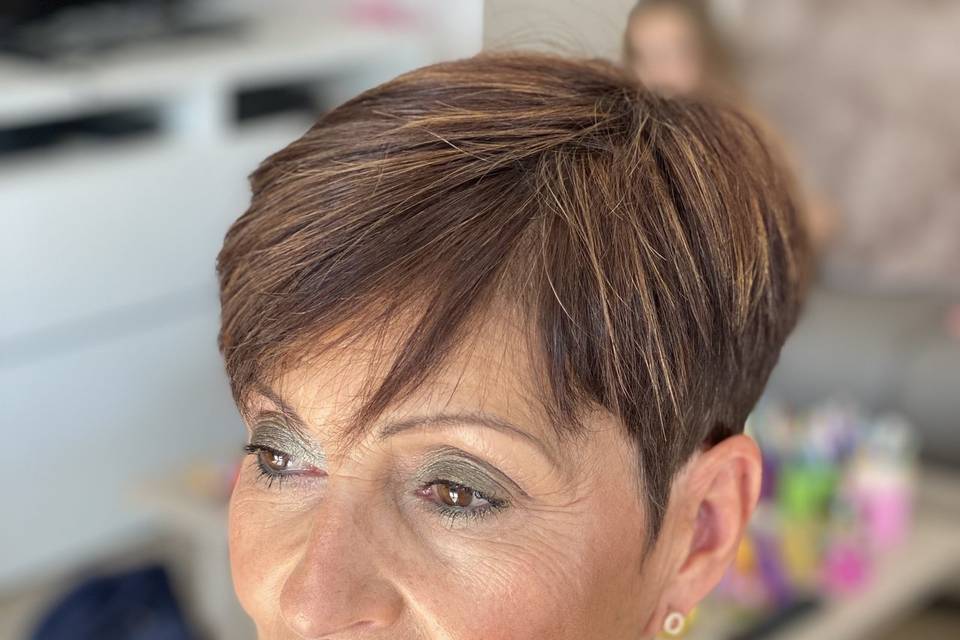 Maquillage de la maman